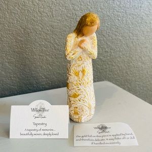 2015 Willow Tree Tapestry Figure by Susan Lordi (No box)